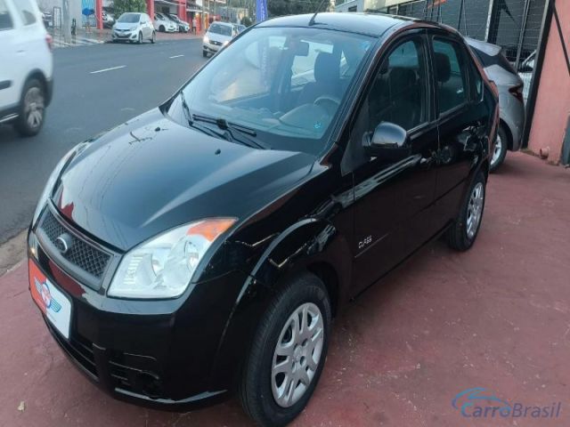 Mais detalhes do Ford Fiesta Sedan 1.0 MPI SEDAN 8V FLEX 4P MANUAL Flex