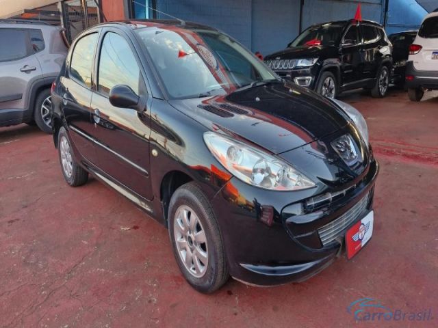 Mais detalhes do Peugeot 207 1.4 XR 8V FLEX 4P MANUAL Flex