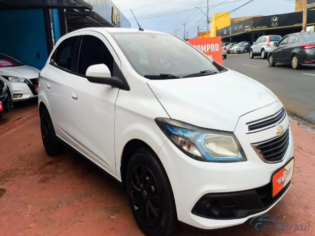 Mais detalhes do Chevrolet (GM) Onix 1.4 MPFI LT 8V FLEX 4P MANUAL Flex
