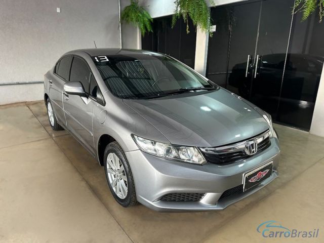 Mais detalhes do Honda Civic 1.8 LXL 16V Flex