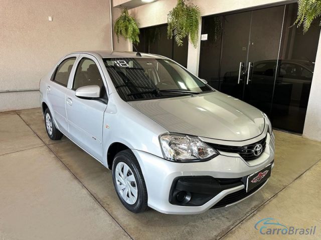 Mais detalhes do Toyota Etios 1.5 X SEDAN 16V Flex