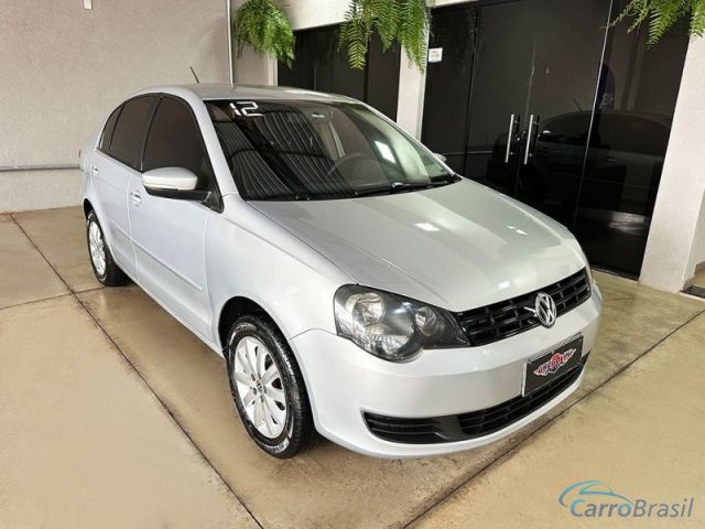 Mais detalhes do Volkswagen Polo Sedan 1.6 MI 8V Flex