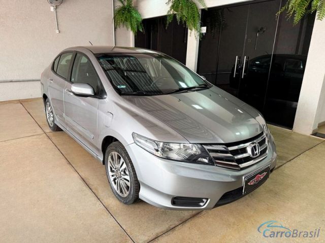 Mais detalhes do Honda City 1.5 EX 16V Flex