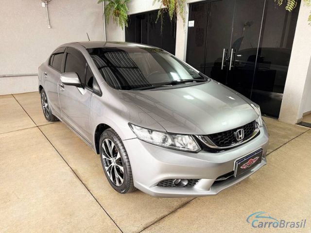 Mais detalhes do Honda Civic 2.0 LXR 16V Flex