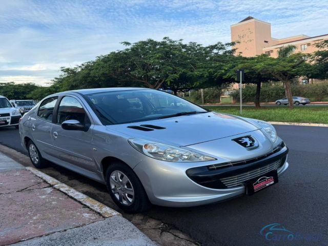 Mais detalhes do Peugeot 207 Sedan Passion XR 1.4 Flex 8V 4p Flex