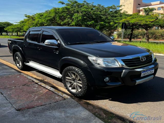 Mais detalhes do Toyota Hilux CD SRV 4x4 2.7 Flex 16V Aut. Flex