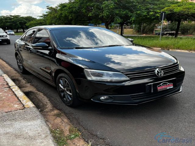 Mais detalhes do Volkswagen Jetta Comfortline 2.0 T.Flex 8V 4p Tipt. Flex