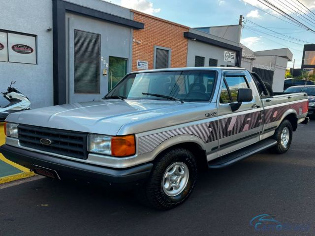Mais detalhes do Ford F-1000 S. S. Diesel / S.S. Diesel Turbo Diesel