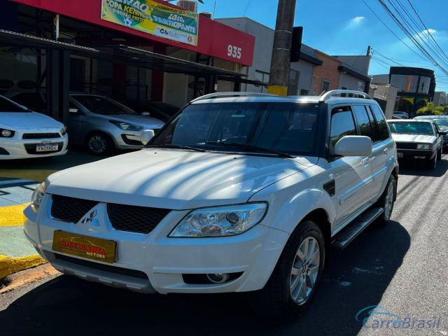 Mais detalhes do Mitsubishi Pajero TR4 2.0 Flex 16V 4X2 Aut. Flex