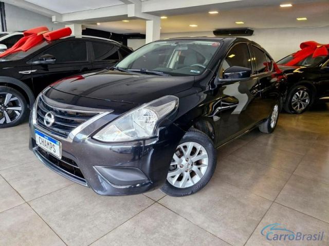 Mais detalhes do Nissan Versa  Flex
