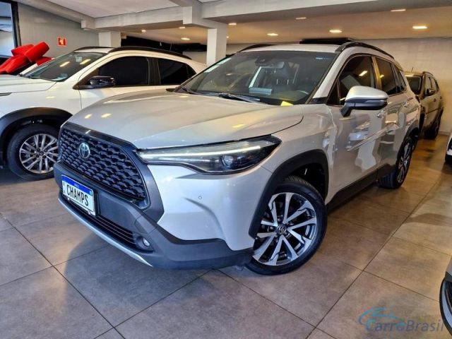 Mais detalhes do Toyota Corolla Cross  Flex