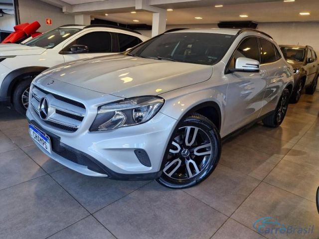 Mais detalhes do Mercedes-Benz GLA   Flex