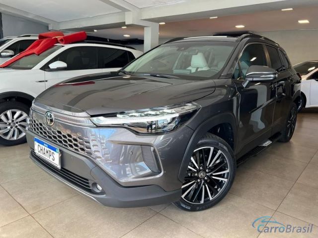 Mais detalhes do Toyota Corolla Cross  Flex