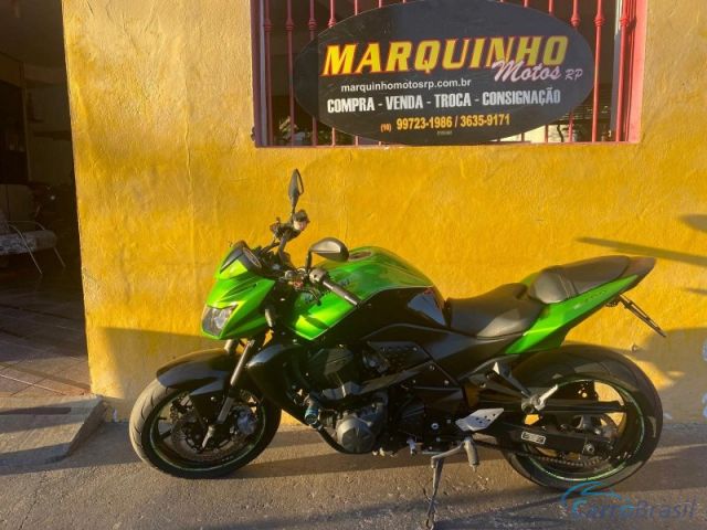 Mais detalhes do Kawasaki Z 750 Z-750 Gasolina