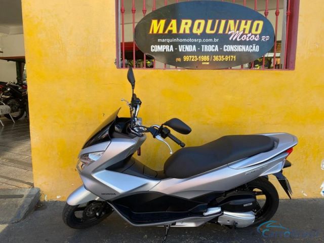 Mais detalhes do Honda PCX PCX 150 Gasolina