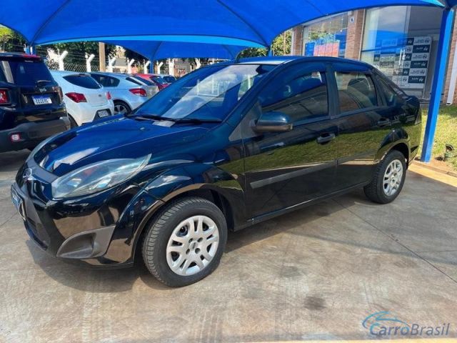 Mais detalhes do Ford Fiesta Sedan  Flex