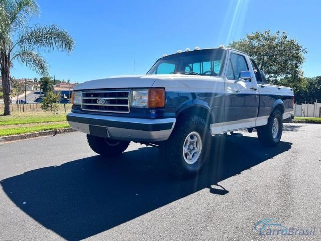 Mais detalhes do Ford F-1000  Diesel