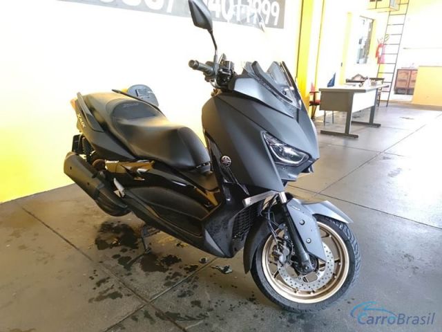 Mais detalhes do Yamaha Xmax Gasolina