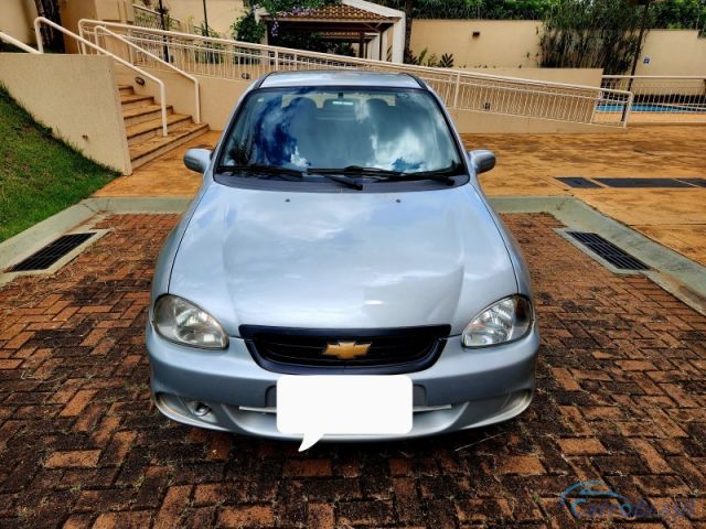 Mais detalhes do Chevrolet (GM) Corsa Sedan 1.0  Life 