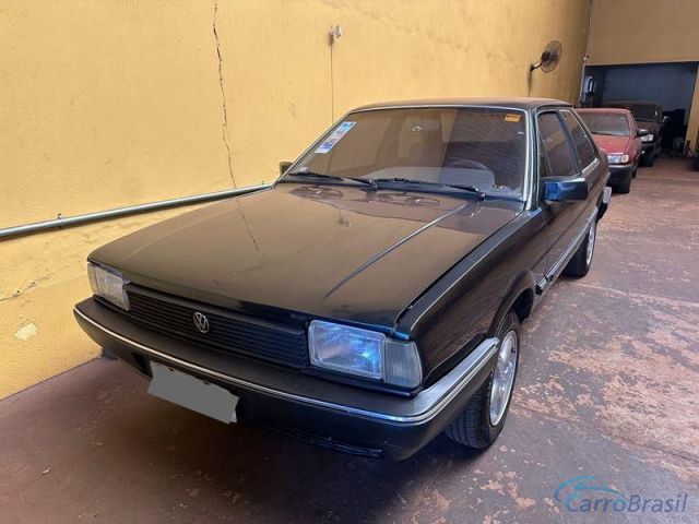 Mais detalhes do Volkswagen Santana 1.8 4P. Álcool