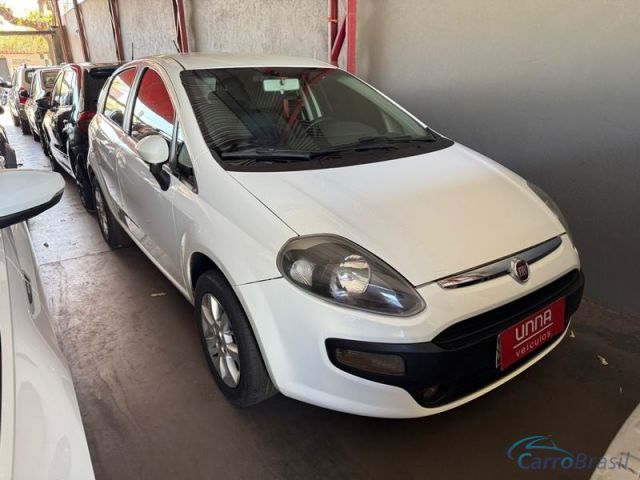 Mais detalhes do Fiat Punto Atrative 1.4 ELX 4P. Flex