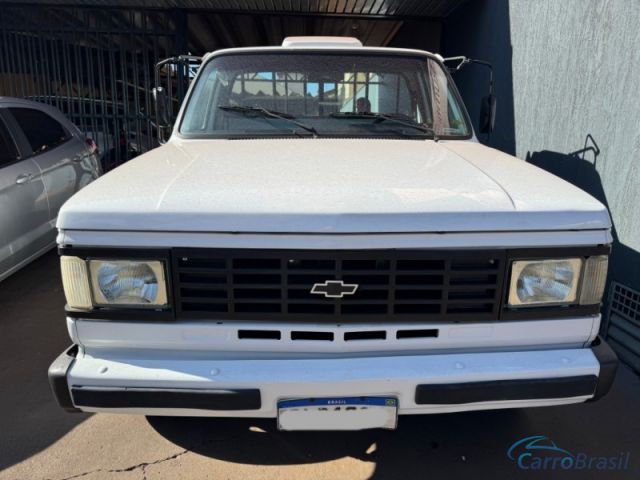 Mais detalhes do Chevrolet (GM) D-20 Custon Perkins 3.9 Turbo Diesel