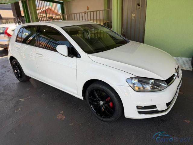Mais detalhes do Volkswagen Golf TSI Highline 4P. Flex