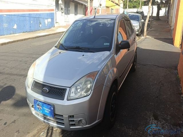 Mais detalhes do Ford Fiesta Sedan 1.6 4P.  Flex