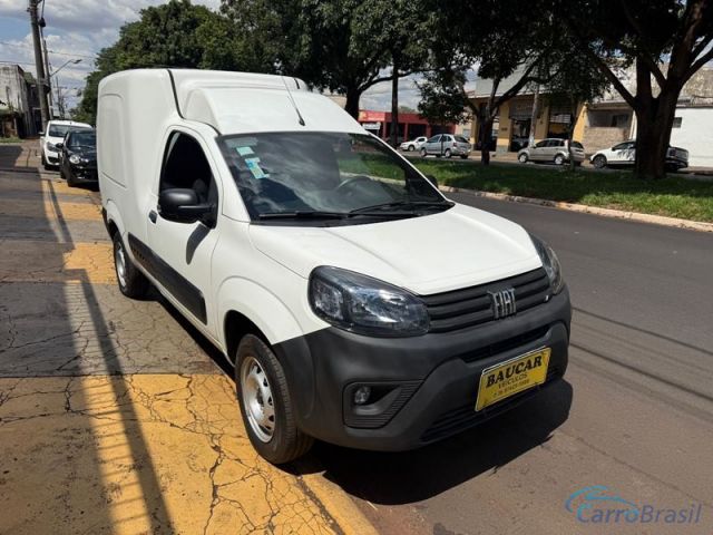 Mais detalhes do Fiat Fiorino 2P. Flex