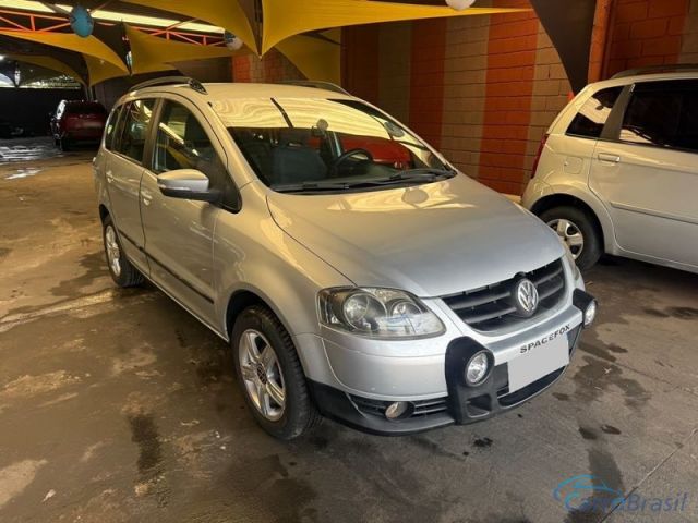 Mais detalhes do Volkswagen SpaceFox 1.6 4P.