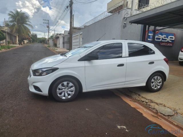 Mais detalhes do Chevrolet (GM) Onix Joy 1.0 Flex
