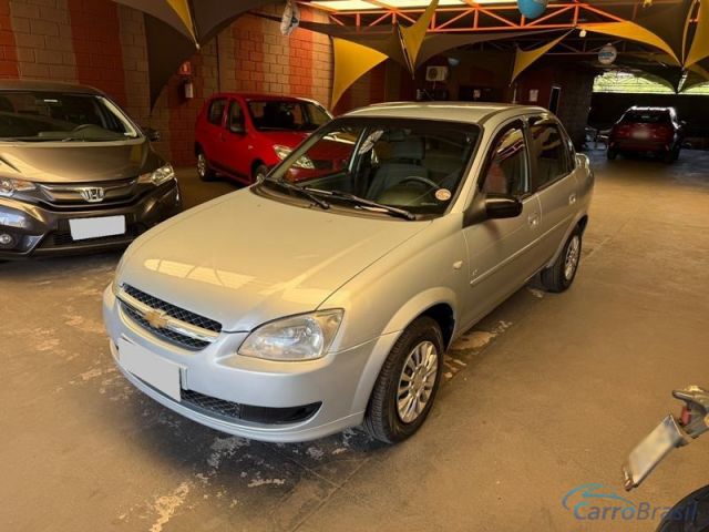 Mais detalhes do Chevrolet (GM) Corsa Sedan Classic 1.0 LS 4P. Flex