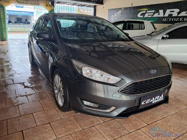 Mais detalhes do Ford Focus Sedan SE Flex