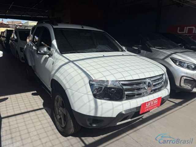 Mais detalhes do Renault Duster 2.0 Dakar 4P. Flex
