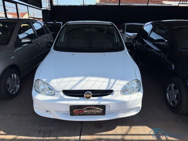 Mais detalhes do Chevrolet (GM) Corsa Sedan Classic Life 4P. Flex