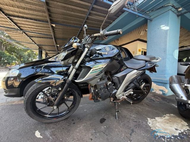 Mais detalhes do Yamaha Fazer 250cc Gasolina