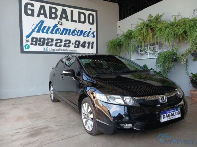 Mais detalhes do Honda Civic LXL 4P. Flex