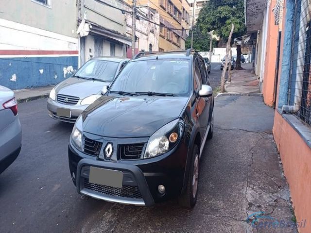 Mais detalhes do Renault Sandero Stepway 4P. Flex
