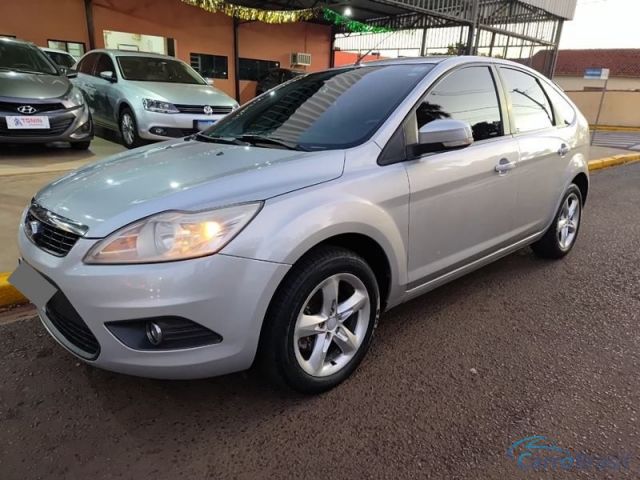 Mais detalhes do Ford Focus 2.0 4P.