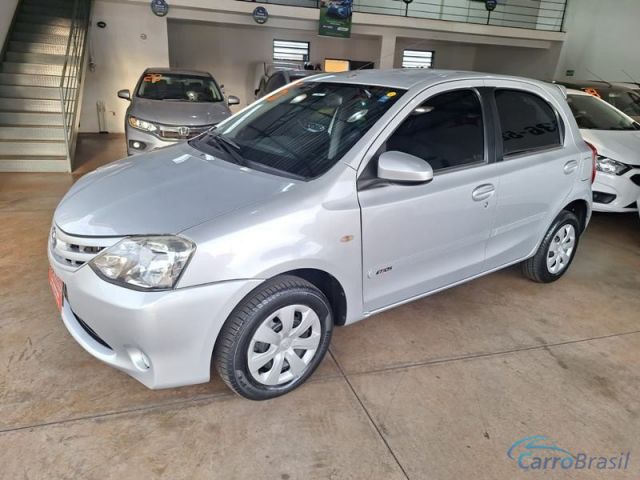 Mais detalhes do Toyota Etios 1.5 XS 4P. Flex