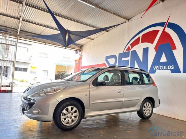 Mais detalhes do Peugeot 207 SW XR Sport 1.4 8V 4P. Flex