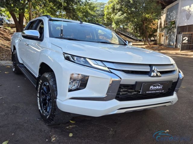 Mais detalhes do Mitsubishi L-200 Mitsubishi Triton Sport Hpe 2.4 Cd Diesel Aut. Diesel