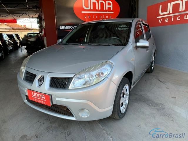 Mais detalhes do Renault Sandero 1.6 Authentique 4P.