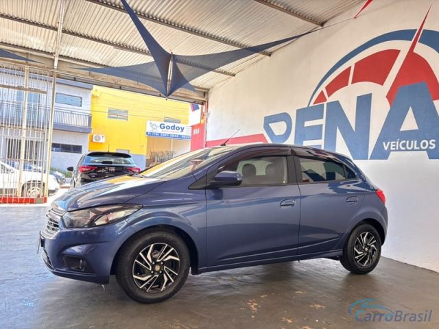 Mais detalhes do Chevrolet (GM) Onix Hach LT 1.0 8V Mec. 4P. Flex