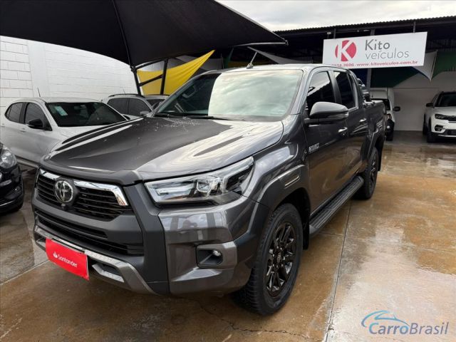 Mais detalhes do Toyota Hilux 2.8 D-4D TURBO DIESEL CD CONQUEST 4X4 AUTOMÁTICO Diesel