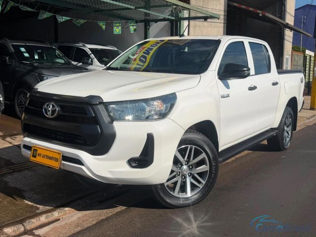 Mais detalhes do Toyota Hilux 2.8 D-4D TURBO DIESEL CD POWER PACK 4X4 MANUAL Diesel