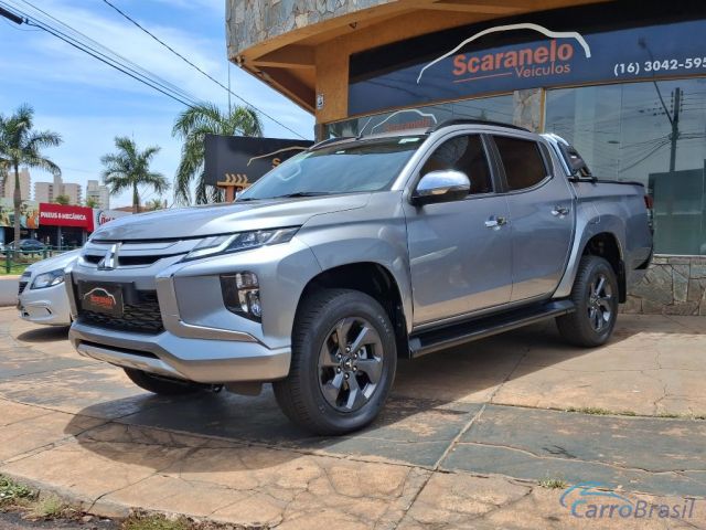 Mais detalhes do Mitsubishi L-200 Triton Sport HPE 2.4 CD Diesel Aut.