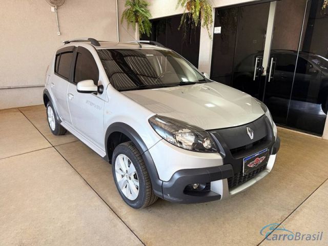Mais detalhes do Renault Sandero 1.6 STEPWAY 8V Flex