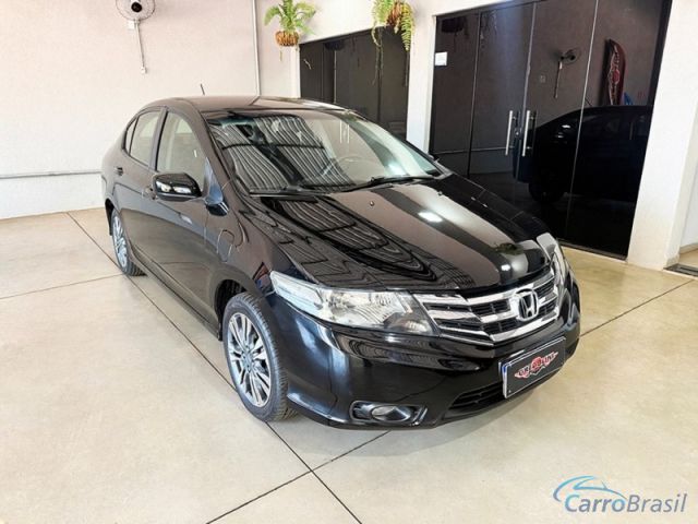 Mais detalhes do Honda City 1.5 LX 16V