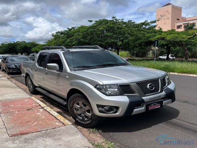 Mais detalhes do Nissan Frontier SV AT. CD 4x4 2.5 TB Dies. Aut. Diesel